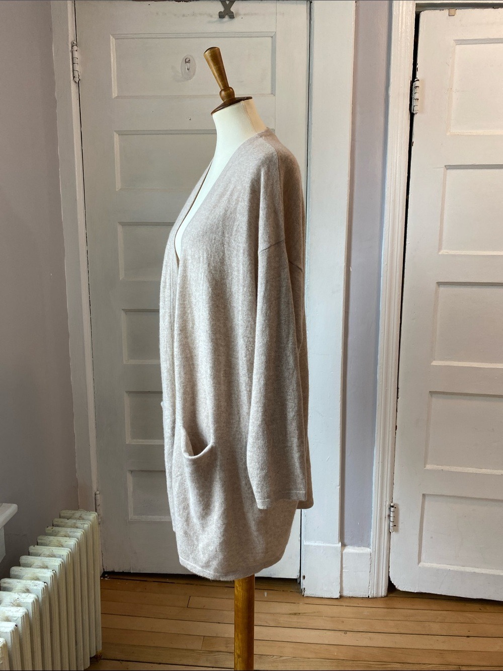 Garnet Hill Long Cashmere Pocket Cream Cardigan, Size L - Picture 10 of 15